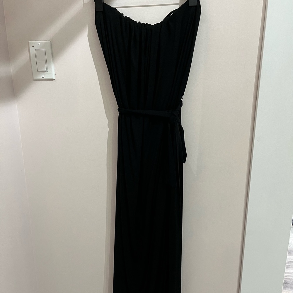 Velvet by Graham & Spencer Black Strapless Lined Dress